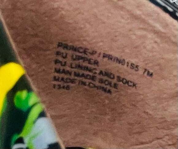 Betsey Johnson Floral Black Heels NWOT - Picture 7 of 7